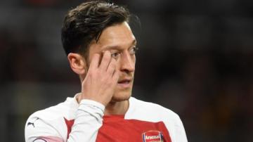 Mesut Ozil is 'playing like we want', says Arsenal manager Unai Emery