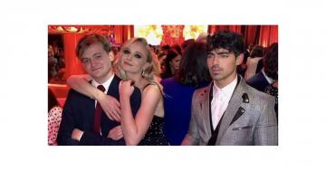 Sophie Turner Poses With Her Former Game of Thrones Fiancé in Front of Joe Jonas: "Awkward"