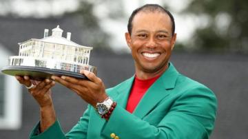 Tiger Woods wins 2019 Masters at Augusta to claim 15th major