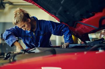 Despite challenges, women are taking control in the auto industry