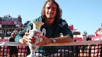 Stefanos Tsitsipas wins Estoril Open for third ATP title