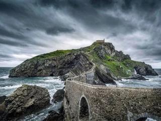 Breathtaking GOT film locations you can visit in real life (46 Photos)