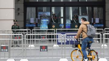 Those trapped in China virus lockdown expect lonely holiday