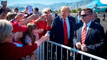 Trump's Phoenix rally kicks off counterprogramming spree