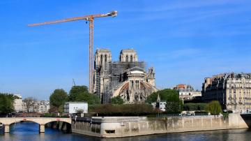 Notre Dame Cathedral worksite refitted for virus safety