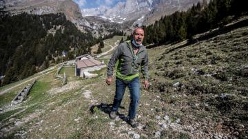 AP PHOTOS: Italian mountain retreat banks on summer recovery
