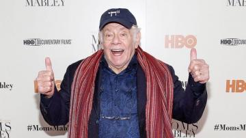 Jerry Stiller, comedian and 'Seinfeld' actor, dies at 92