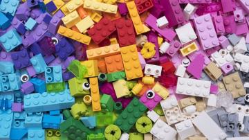 Try These Mini LEGO Challenges From Master Builders