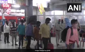 Railways Makes Installing Aarogya Setu Mobile App "Mandatory" For Travel