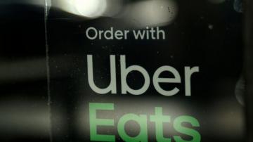 Uber considers buying Grubhub, according to newspaper report