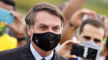 Brazil's president says hydroxychloroquine to cure his virus