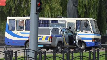 Armed man takes 20 hostages on bus in Ukraine, may have explosives