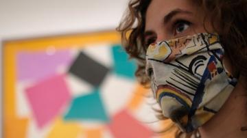 Mandatory masks becoming the rule amid Europe's virus uptick