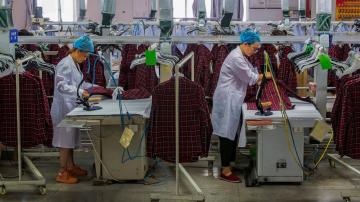 Survey: China manufacturing logs feeble growth in August