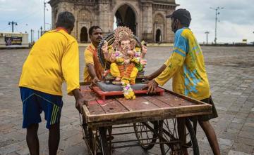 Over 28,000 Ganesh Idols Immersed In Mumbai As Festival Ends
