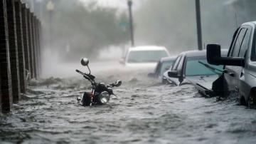 Sally updates: Storm slamming Gulf Coast with life-threatening flooding