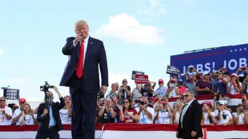 Behind in Wisconsin, Trump plans to visit battleground amid COVID-19 surge
