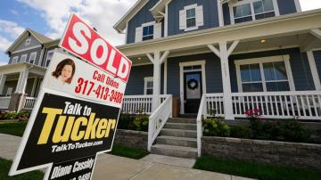 US housing roars back despite recession, high unemployment