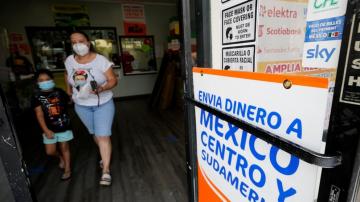 Mexican workers send home huge amounts of money amid virus