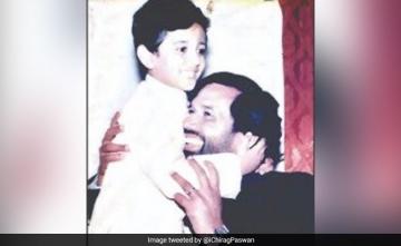 "Miss You Papa": Chirag Paswan Tweets Nostalgic Photo With Father