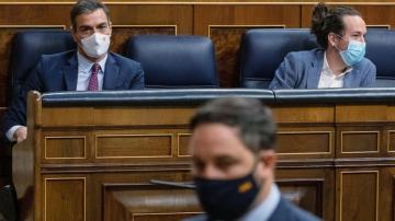 Spain lawmakers set to reject far-right no-confidence motion