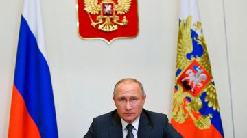Putin orders 'large-scale' COVID-19 vaccination in Russia