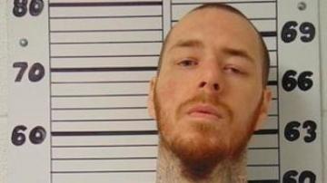 Authorities in Tennessee, Kentucky look for escaped inmates