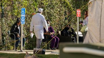 California hospitals struggling as coronvirus cases explode