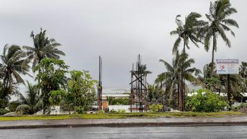 Fiji cyclone death toll rises to 4 with 1 missing