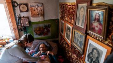 Village doctor in Ukraine faces coronavirus challenge