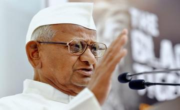 Amid Protest Threat Over Farm Laws, Devendra Fadnavis Meets Anna Hazare