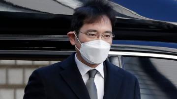 Samsung scion Lee won't appeal prison sentence for bribery