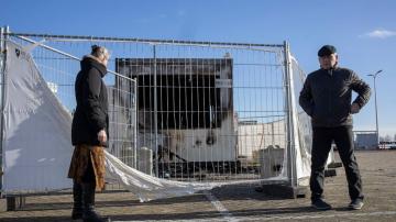Dutch condemn rioting over virus curfew, fear more violence