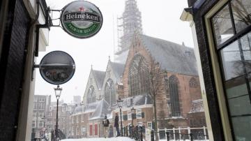 Brewer Heineken to cut 8,000 jobs after pandemic losses