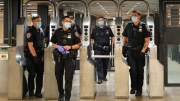 2 dead in 4 separate stabbings on NYC subway line