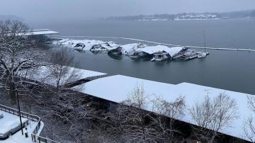 12 rescued from houseboats after winter storm causes dock collapse