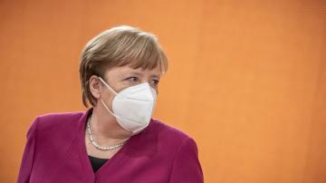 Merkel, German governors mull way ahead on lockdown