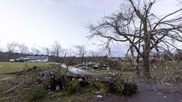 Alabama, Mississippi bracing for 'violent' tornado threat