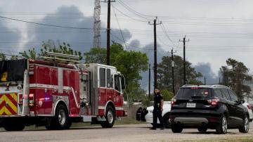 Firefighters battle Houston-area chemical fire for hours