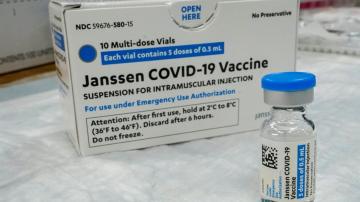 US recommends 'pause' for J&J shots in blow to vaccine drive