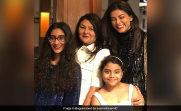 "Thanks For Being Divine Source Of Love": Sushmita Sen On Mother's Day