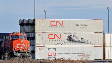 Canadian National's $33.6B bid to buy US railroad hits snag