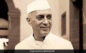 Jawaharlal Nehru's Death Anniversary: Netizens Pay Homage, Post Rare Pics