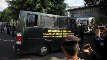 Indonesia court sentences firebrand cleric to 8 months' jail