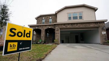 US average mortgage rates tick lower; 30-year loan at 2.96%