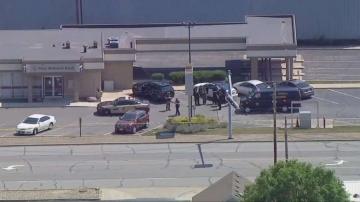 Security guard shot and killed in ambush during attempted bank robbery