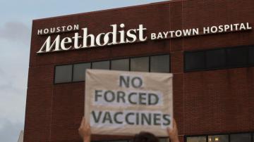Judge tosses hospital workers' vaccine requirement challenge