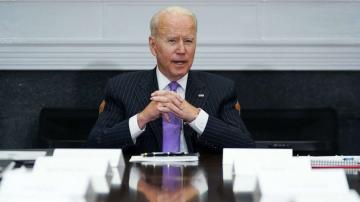 Biden to raise federal firefighter pay to $15 an hour as extreme drought plagues West
