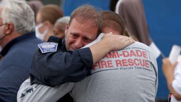 Death toll rises to 60 as recovery efforts begin in Surfside