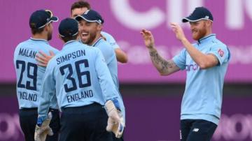 England v Pakistan: New-look hosts show strength in depth to thrash tourists